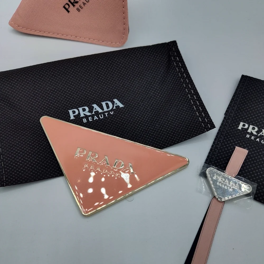 🎉🎉HOST PICK🎉🎉AUTHENTIC PRADA BEAUTY Triangle Mirror Charm Pink Gold Gift Box